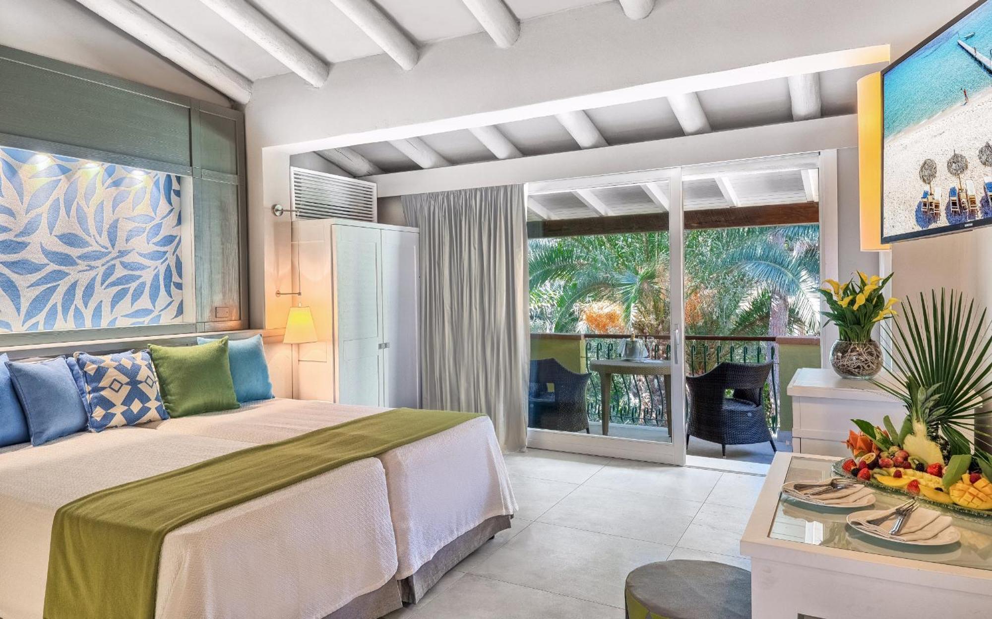 Quarto Superior com Cama de Casal ou 2 de Solteiro e Vista do Jardim
